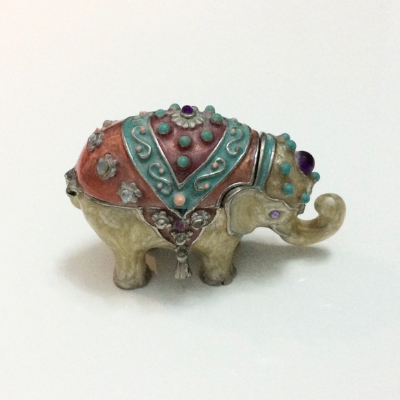 MONET Jeweled & Enameled Elephant Trinket Box w/Lid *TRUNK UP* + FREE BRACELET - Picture 2 of 14